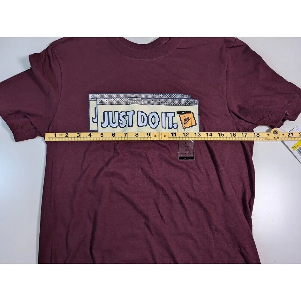 MEN'S Nike Tee “Just Do It” Burgandy Size Small NWT HF0460-681